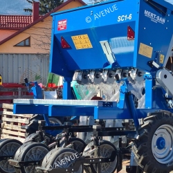 Masina-plantat-ceapa-si-usturoi-pe-4-sau-6-randuri-10